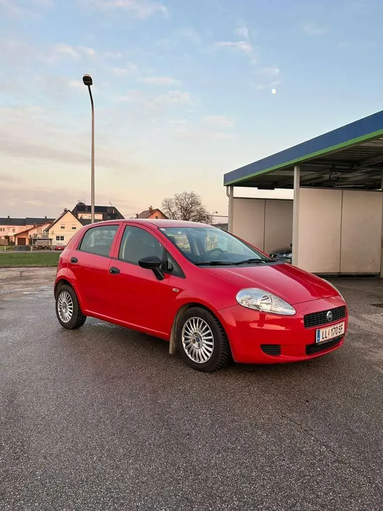 Fiat Punto 2007 photo 2