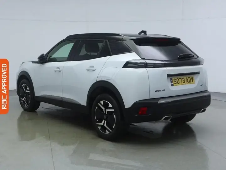 Peugeot 2008 2023 photo 4
