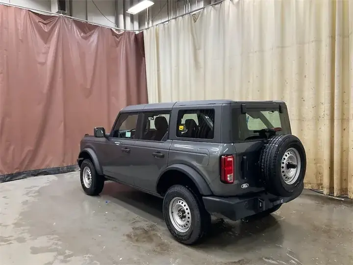Ford Bronco 2026 photo 2
