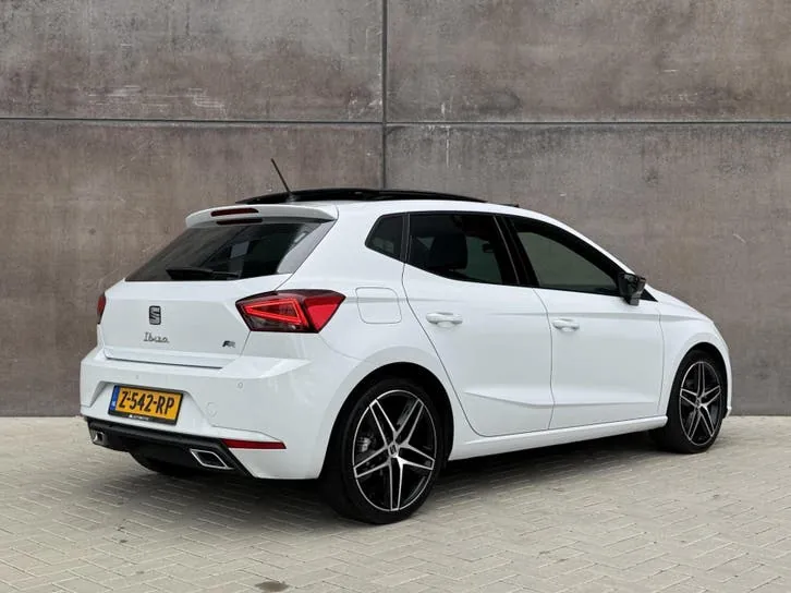 Seat Ibiza 2023 photo 3