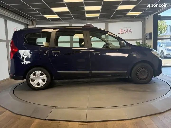 Dacia Lodgy 2016 photo 4