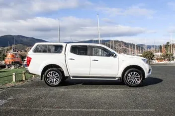 Nissan Navara 2017 photo 3