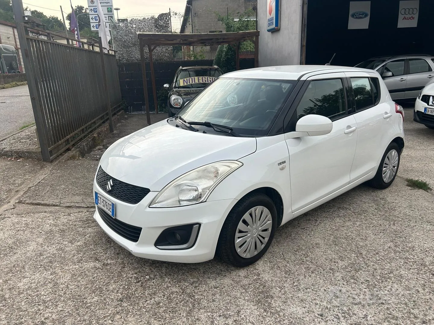 Suzuki Swift 2014 photo 3