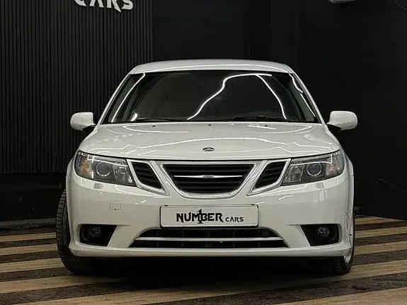 Saab 9-3 2010 photo 5