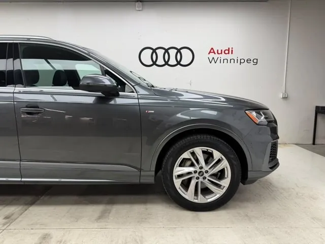 Audi Q7 2021 photo 4
