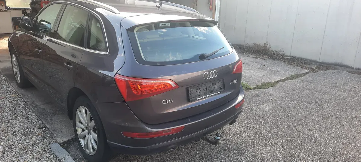 Audi Q5 2008 photo 3