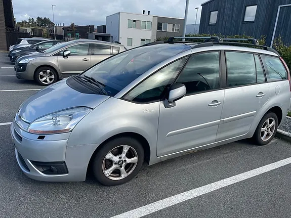 Citroen Grand C4 Picasso 2010 photo 3