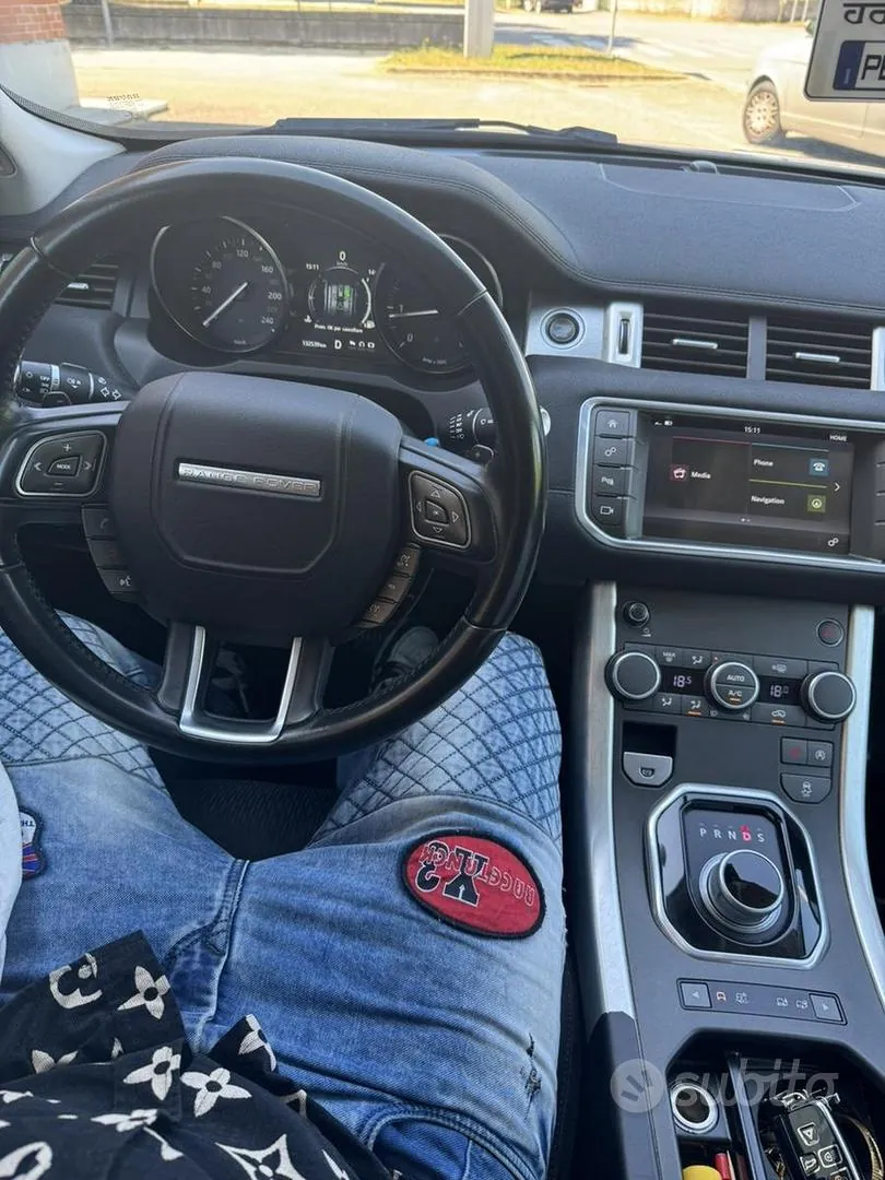 Land Rover Range Rover Evoque 2017 photo 5