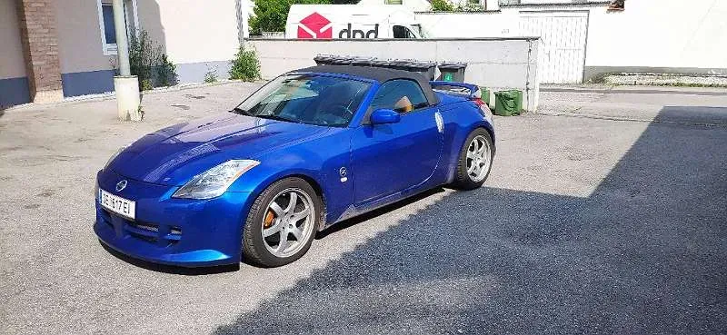 Nissan 350 Z 2005 photo 2