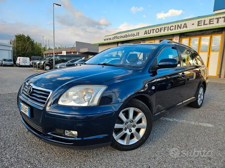 Toyota Avensis 2006 photo 2