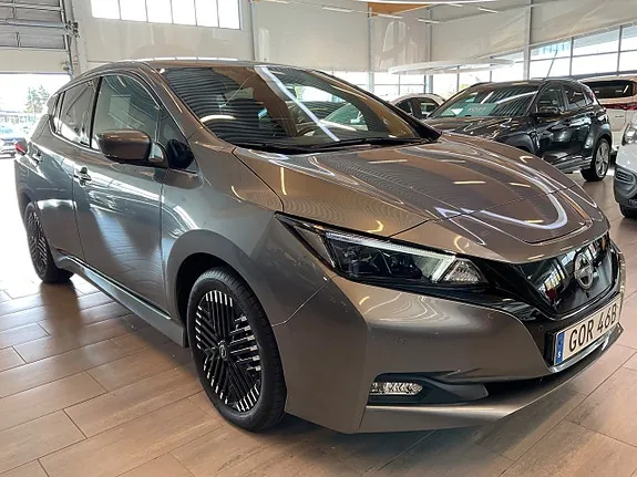 Nissan Leaf 2023 photo 3