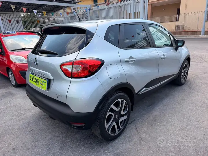 Renault Captur 2015 photo 4