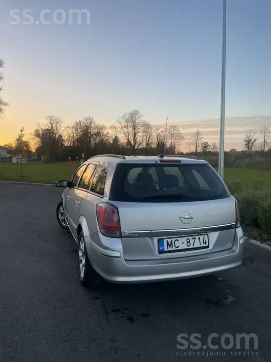 Opel Astra 2005 photo 3