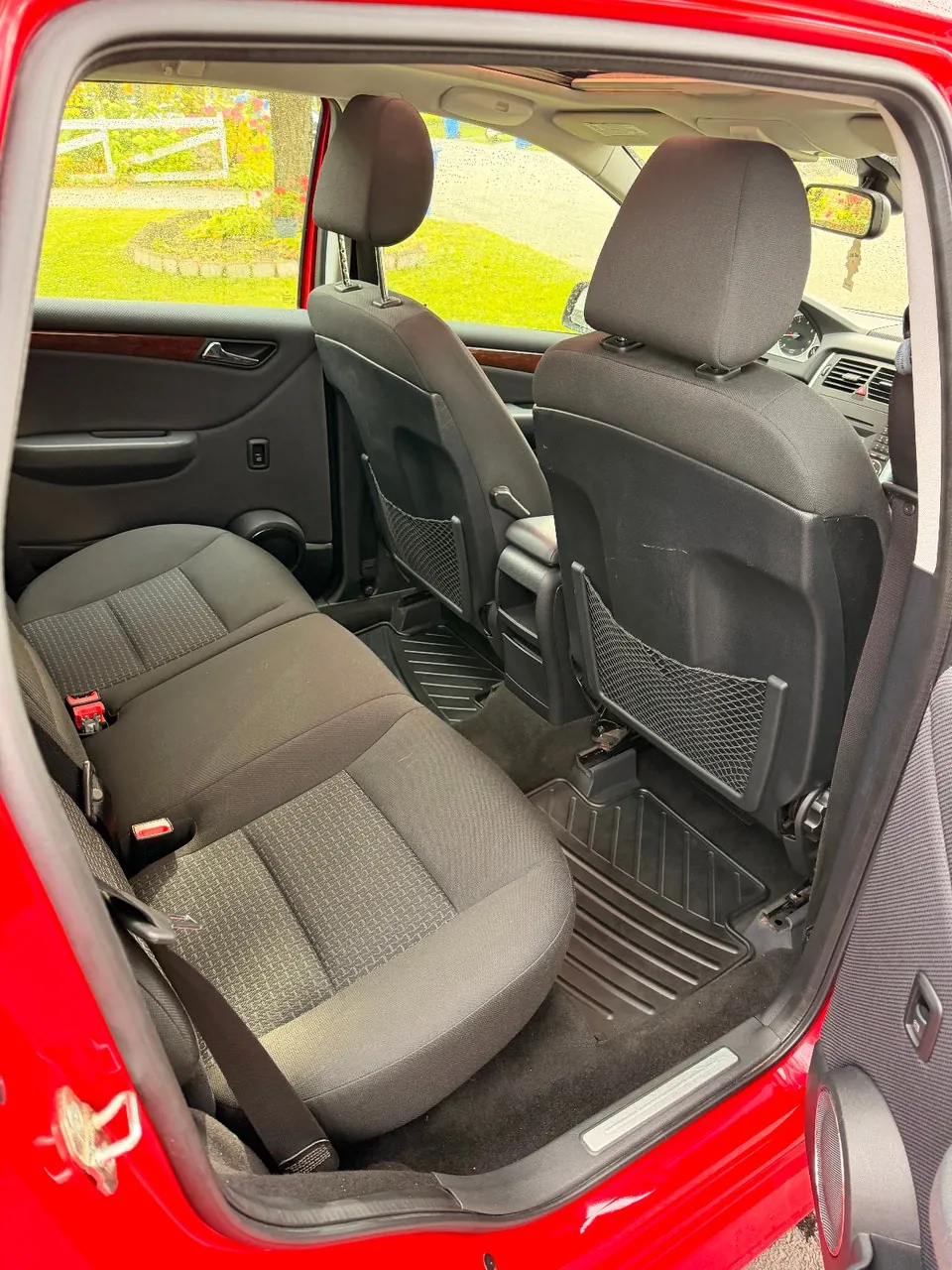Mercedes-Benz B-Class 2009 photo 4