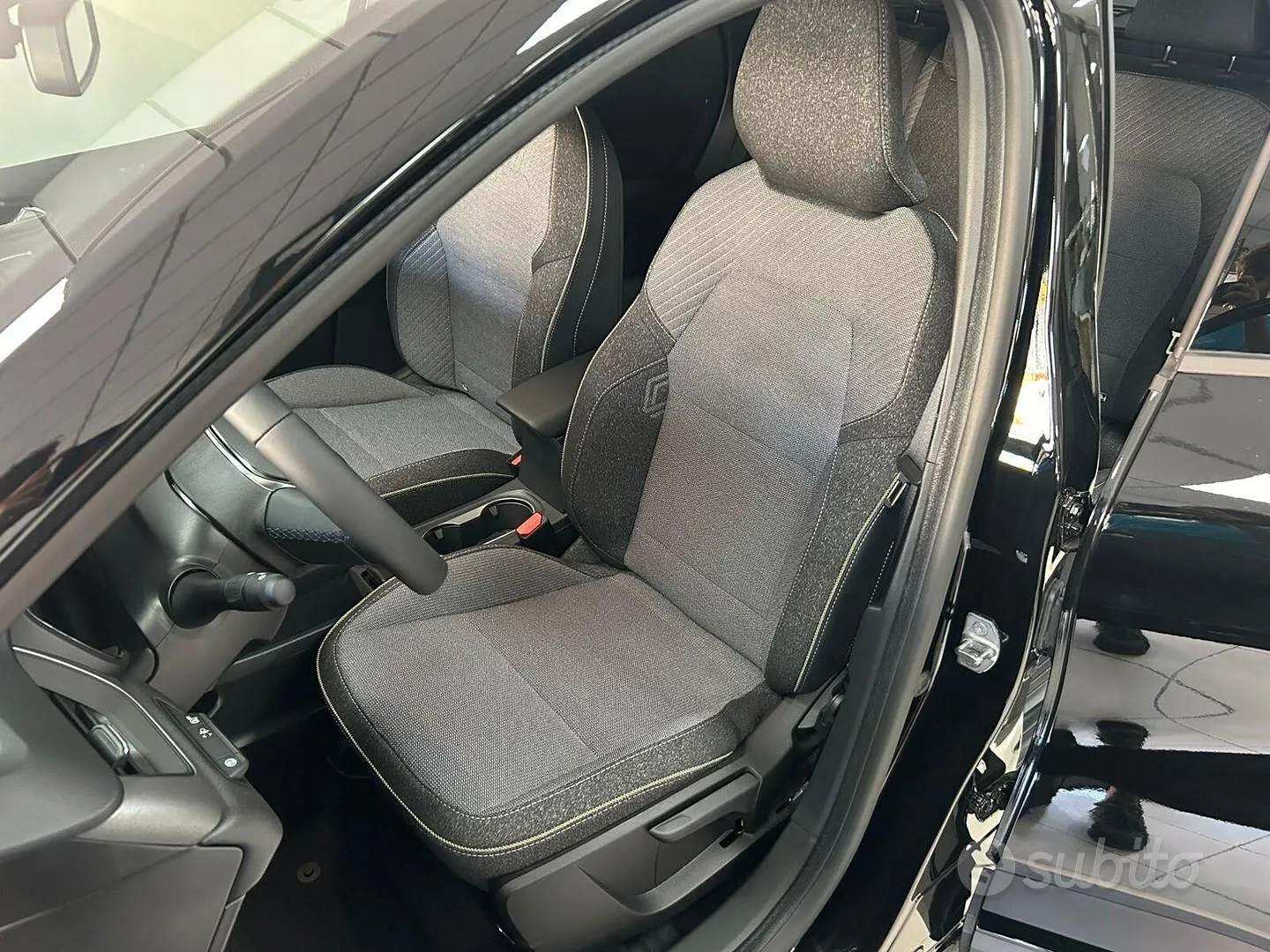 Renault Captur 2026 photo 5