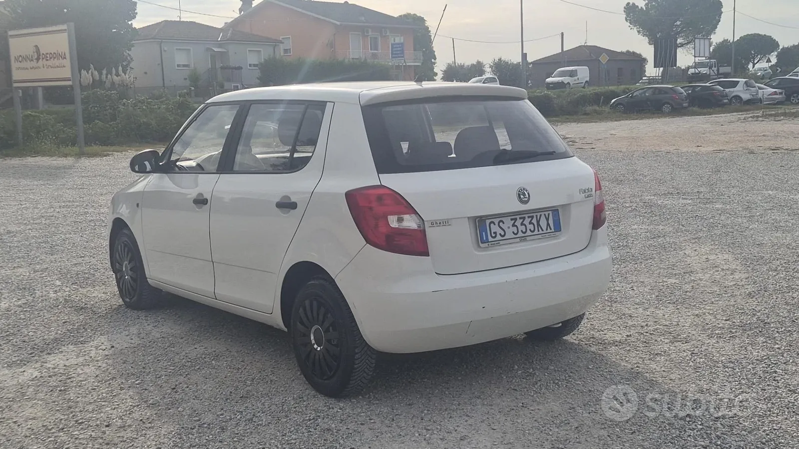 Skoda Fabia 2009 photo 4