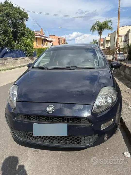 Fiat Punto 2013 photo 2