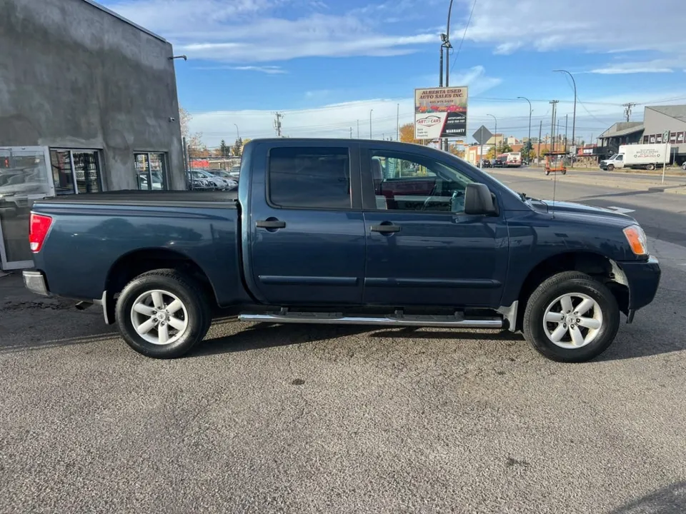 Nissan Titan 2015 photo 3