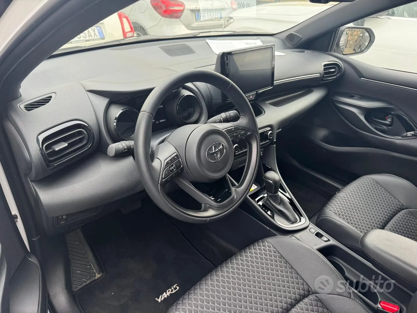 Toyota Yaris 2023 photo 5