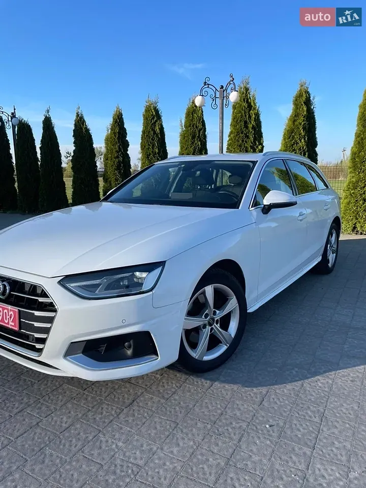 Audi A4 2021 photo 3