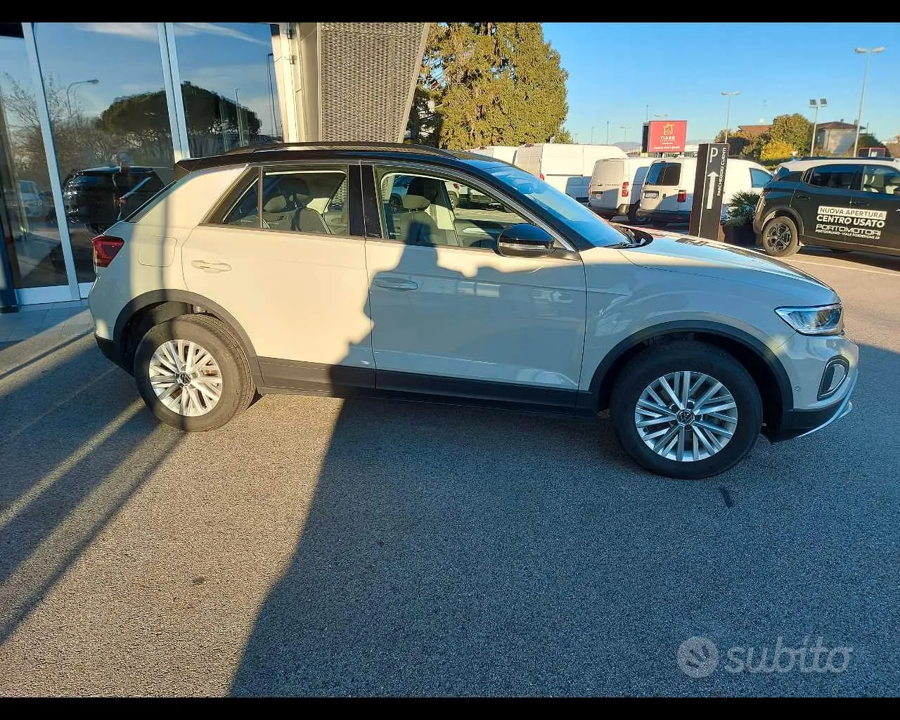 Volkswagen T-Roc 2024 photo 3