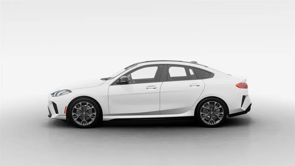 BMW 2 Series 2026 photo 4
