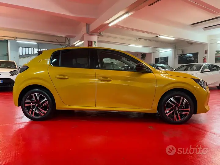 Peugeot 208 2022 photo 4