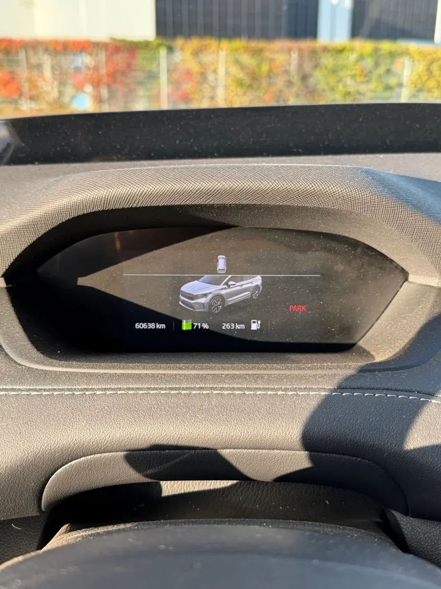 Skoda Enyaq 2023 photo 3