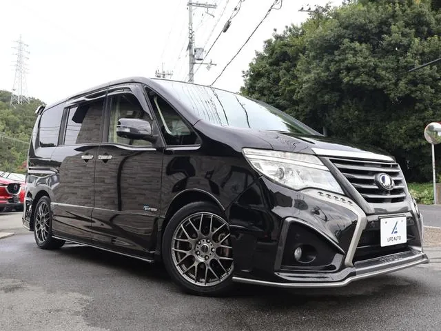 Nissan Serena 2016 photo 4
