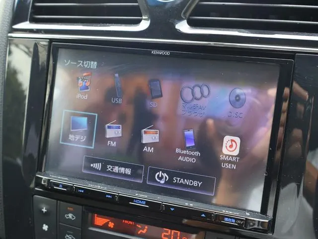 Nissan Serena 2016 photo 5