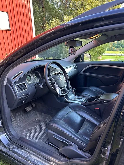 Volvo V70 2011 photo 5