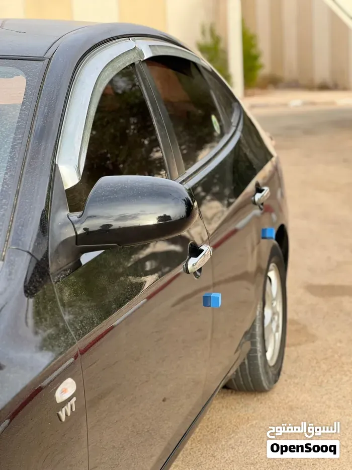 Hyundai Avante 2010 photo 2