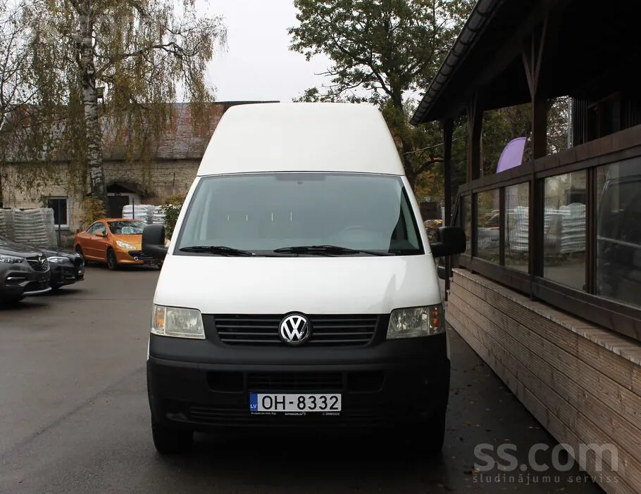 Volkswagen Transporter 2009 photo 2
