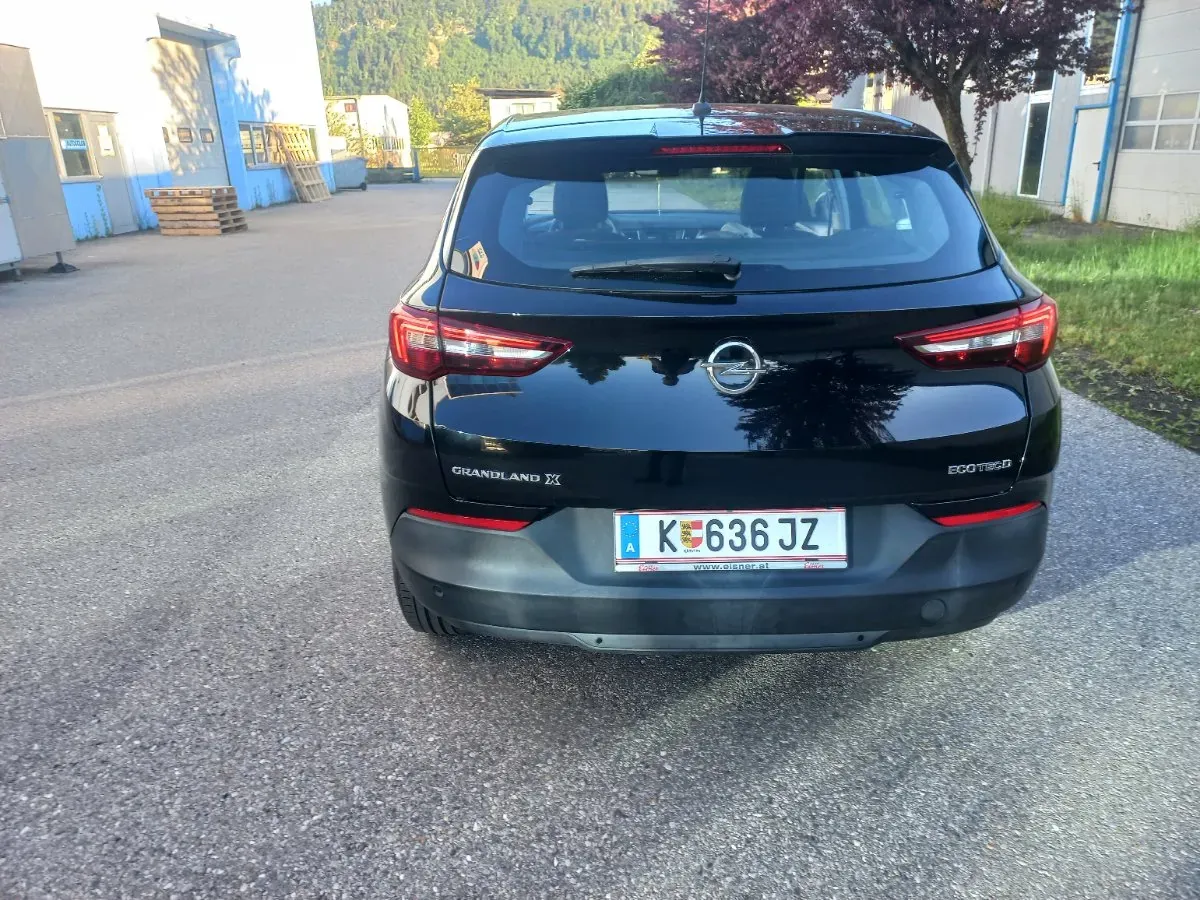 Opel Grandland X 2019 photo 2