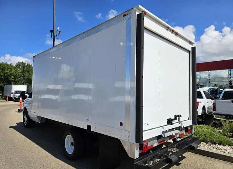 Ford E-Series 2024 photo 3