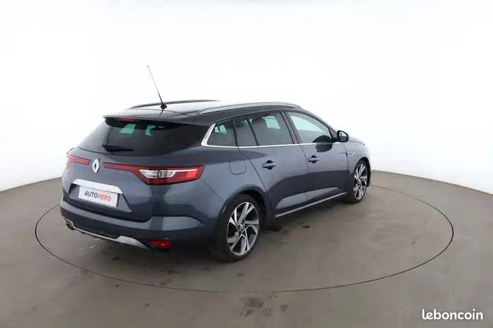Renault Megane 2017 photo 3