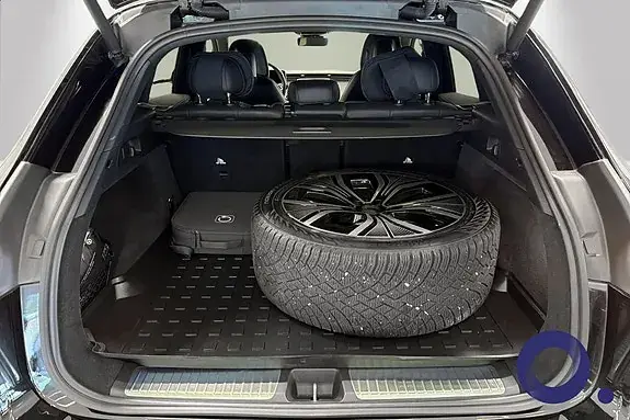 Mercedes-Benz Andre 2025 photo 5