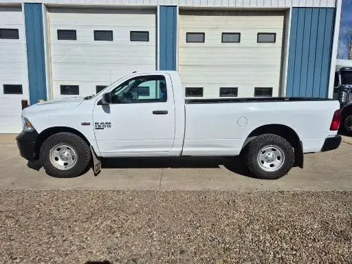 Ram 1500 Classic 2021 photo 2