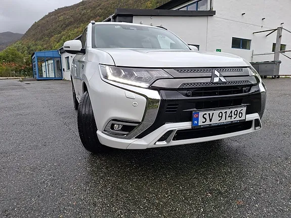 Mitsubishi Outlander 2019 photo 3