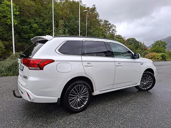 Mitsubishi Outlander 2019 photo 4