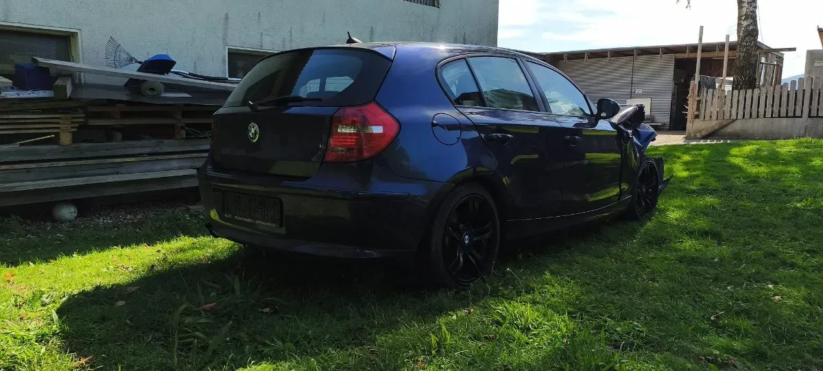 BMW 1 Series 2011 photo 3