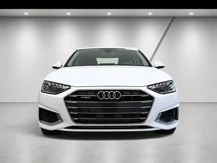 Audi A4 2020 photo 2