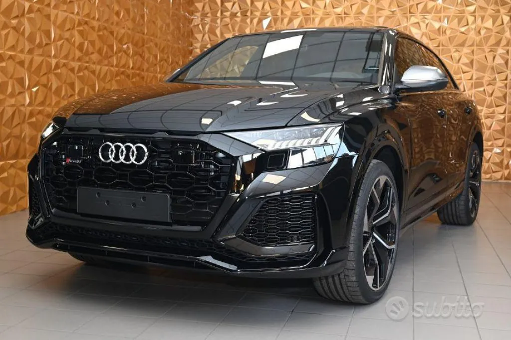 Audi Rsq8