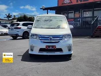 Nissan Serena 2013 photo 3