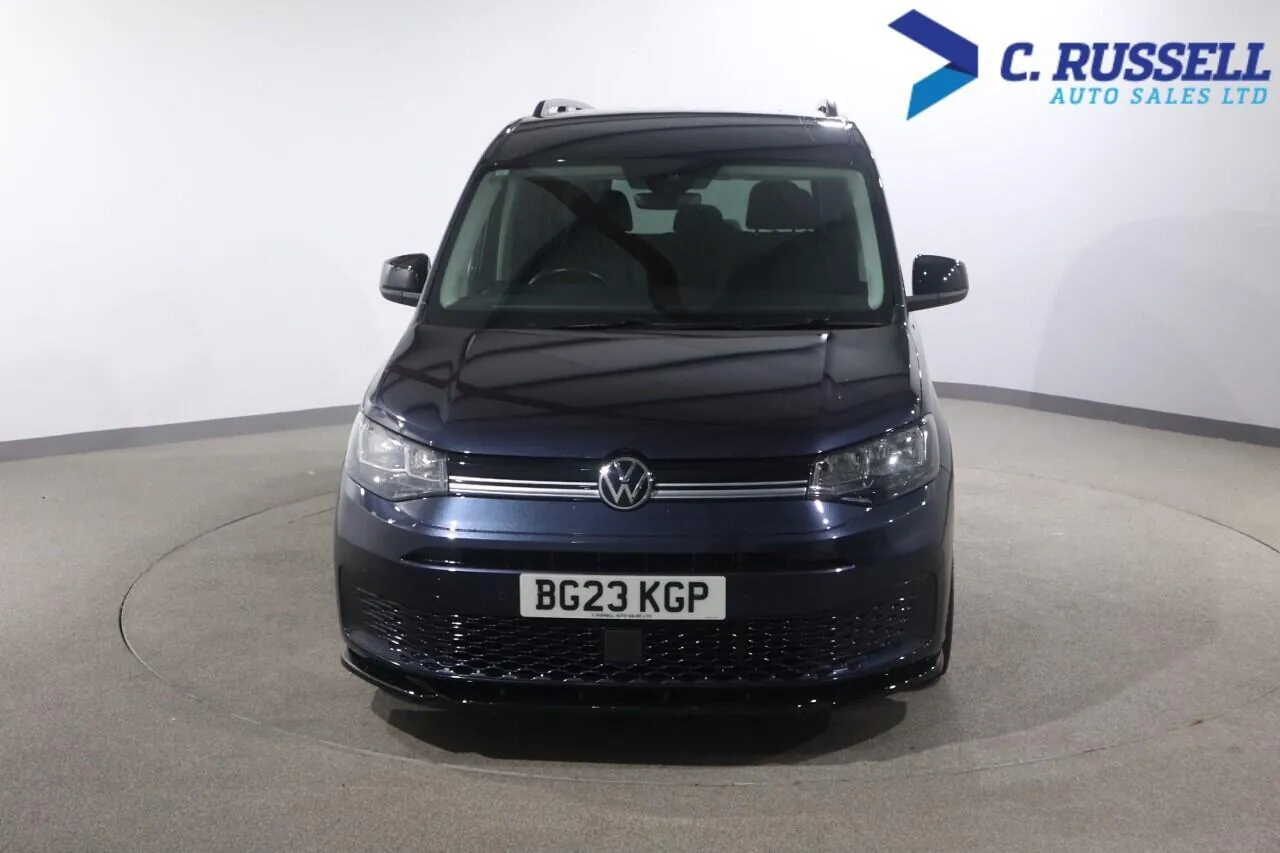 Volkswagen Caddy Maxi 2023 photo 2