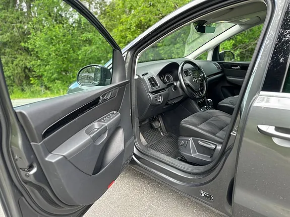 Volkswagen Sharan 2017 photo 3