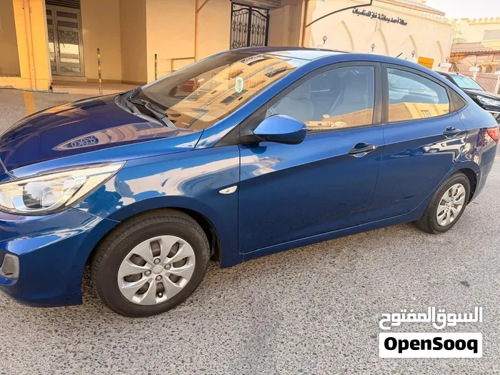 Hyundai Accent 2017 photo 3