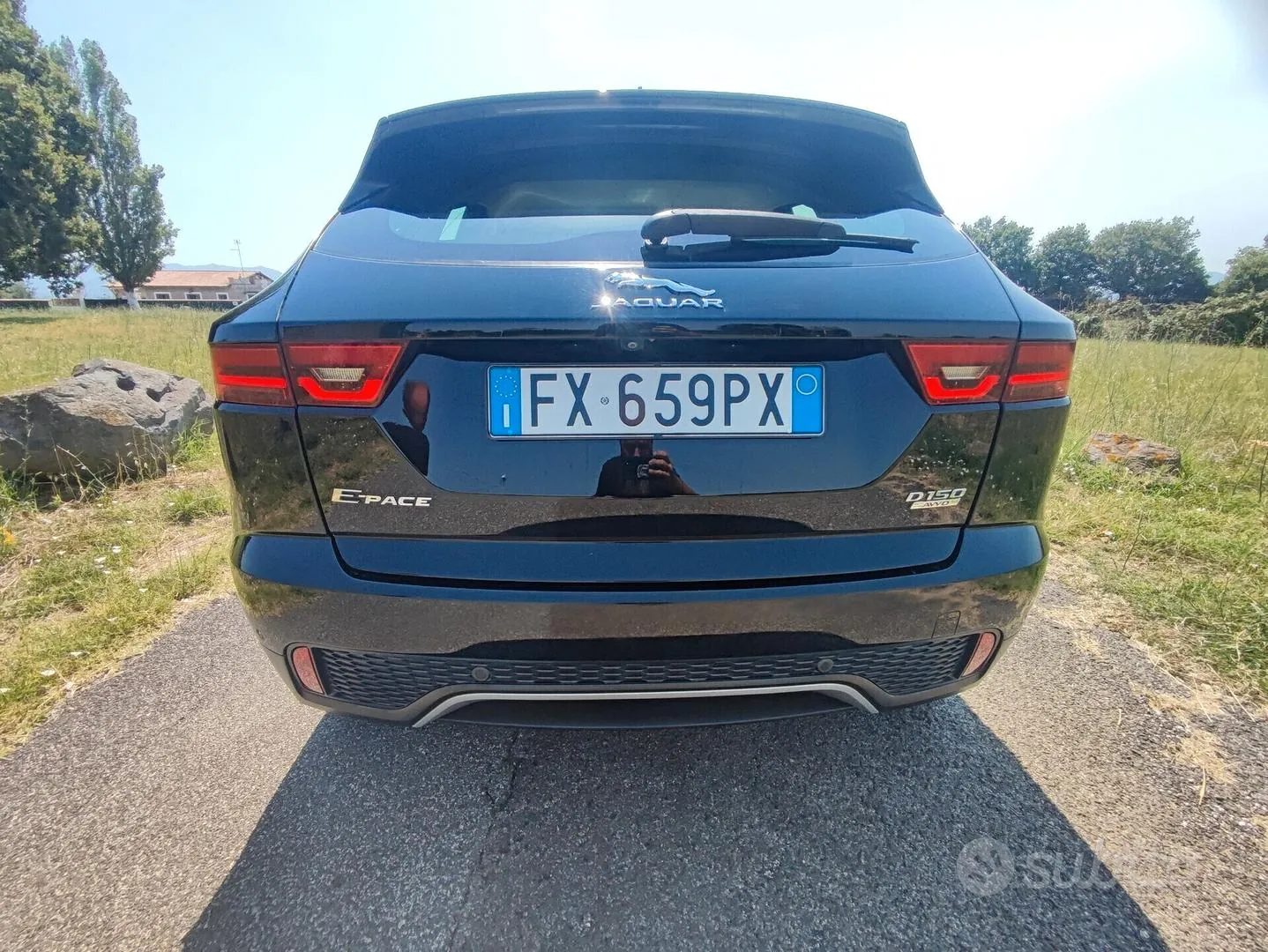 Jaguar E-Pace 2019 photo 5