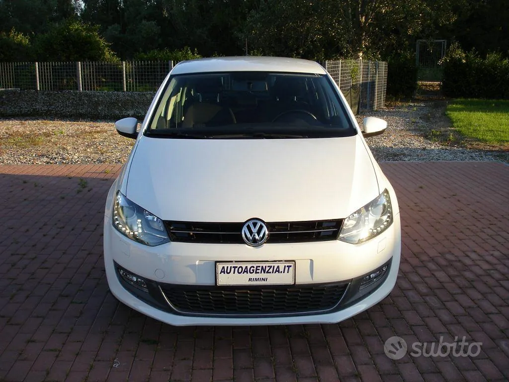 Volkswagen Polo 2011 photo 5