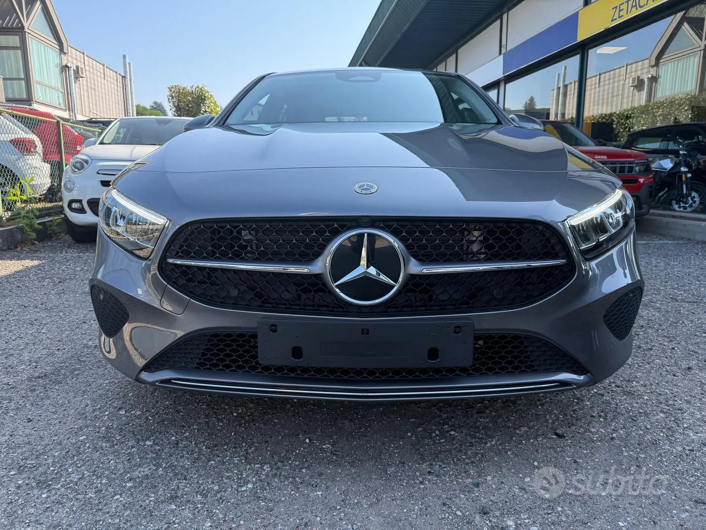 Mercedes-Benz A 180 2023 photo 2